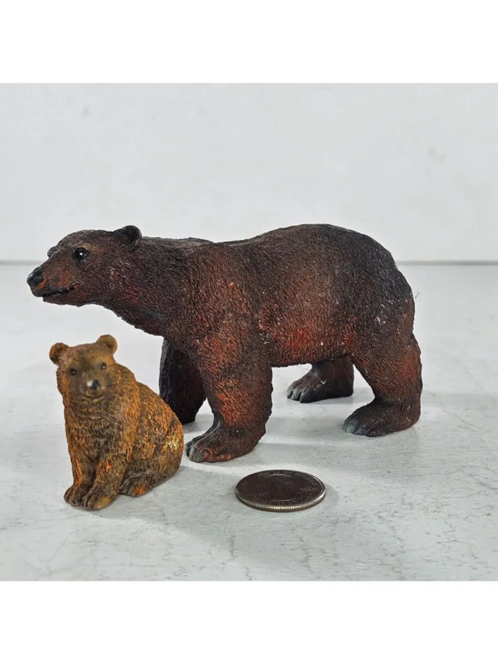 Vintage Brown Grizzly Bear Mom Cub Figurine Set Pair Resin Wildlife Home Decor